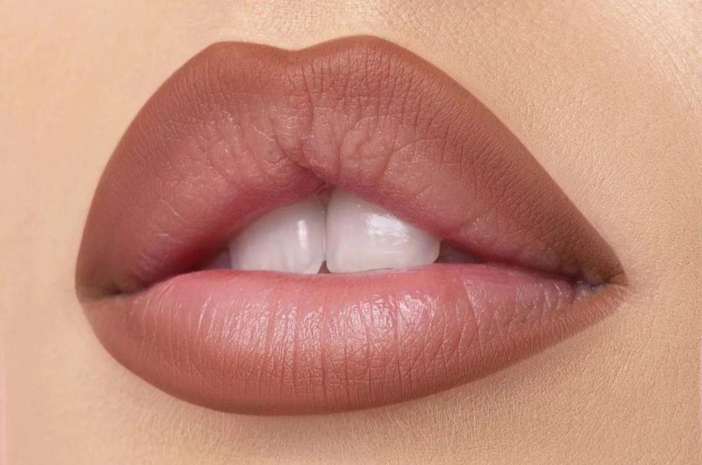 Dúos de labiales que te ayudarán a lograr el delineado de labios de los 90 3