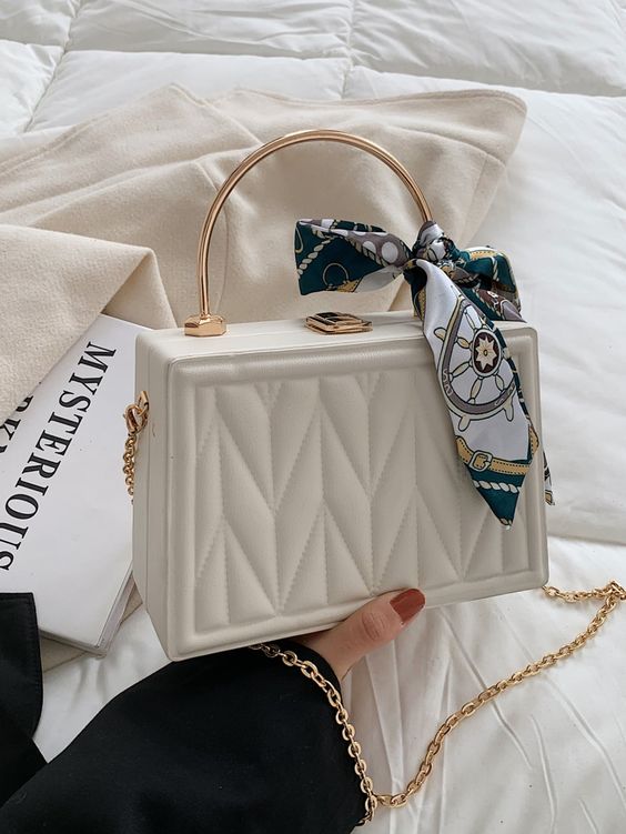 Bolsas aesthetic para lucir un outfit más elegante 3