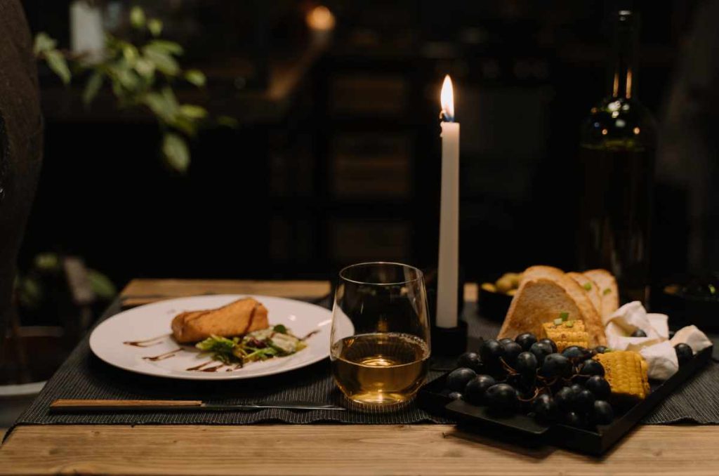 5 tips para organizar una cena romántica en casa 1