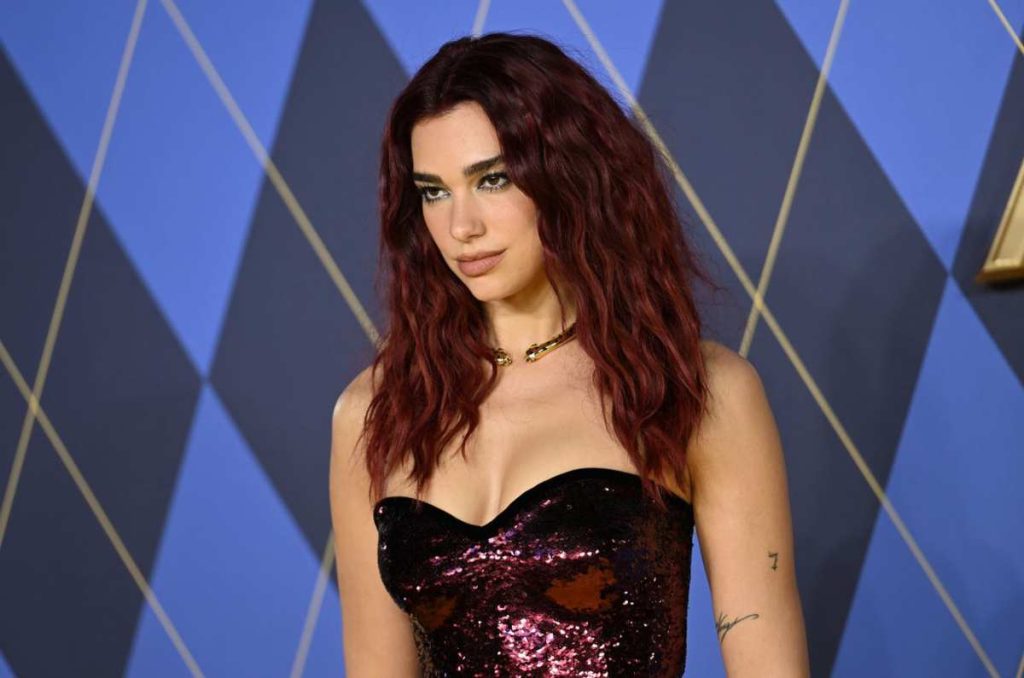 Dua Lipa y su vestido entallado de lentejuela que robó miradas en la premiere de Argylle 0