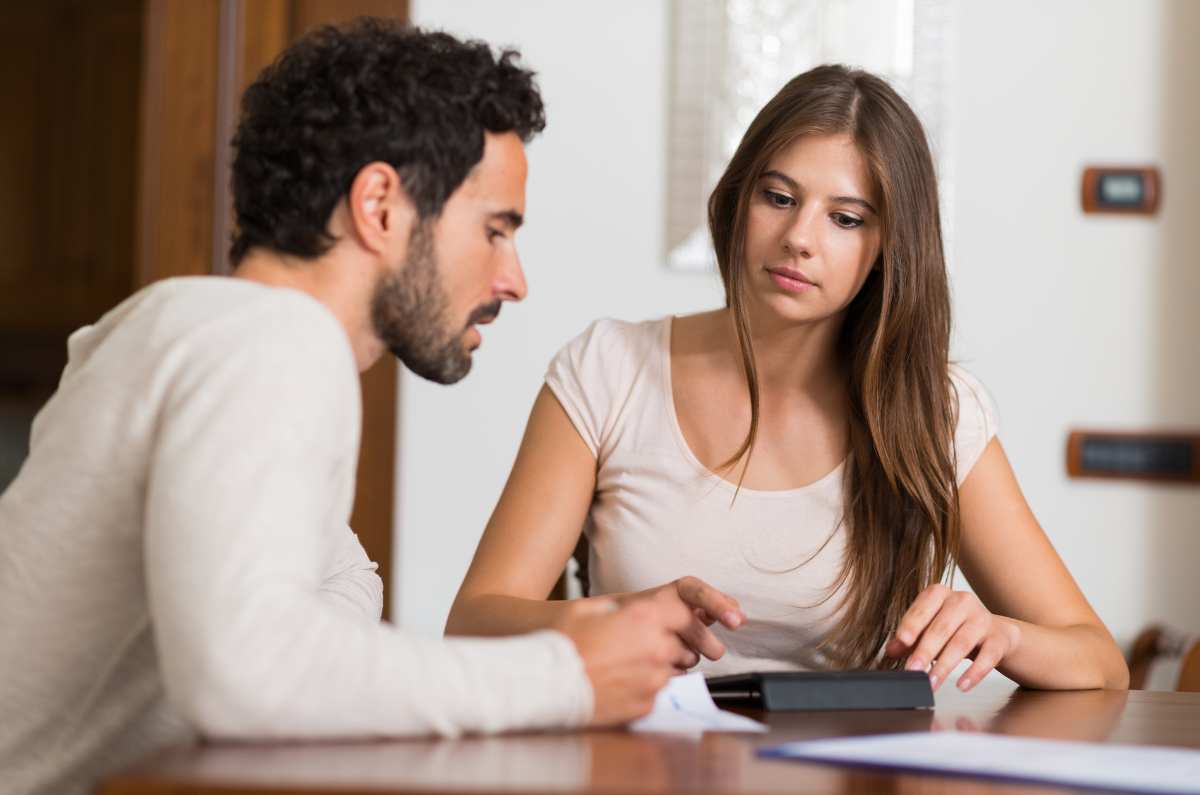 Cómo repartir los gastos en pareja en porcentajes de ingresos