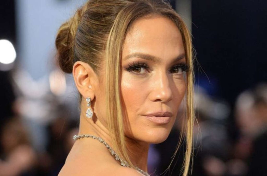 peinados jennifer lopez coquette