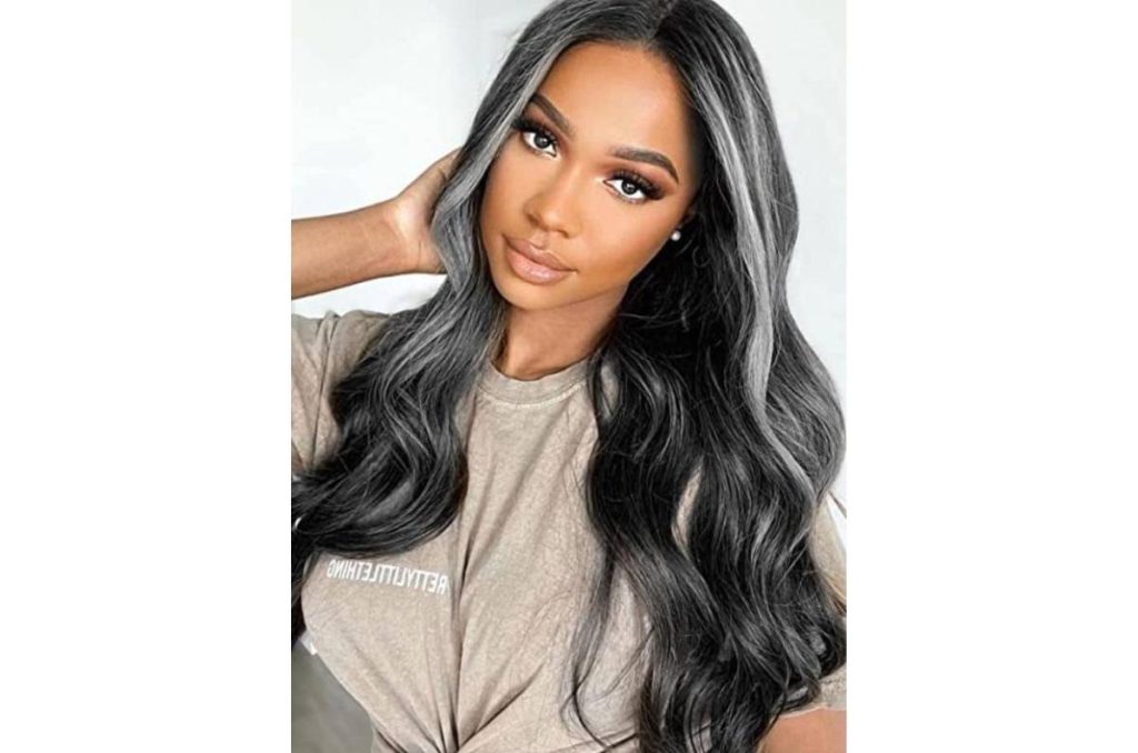 mechas platinadas en morenas