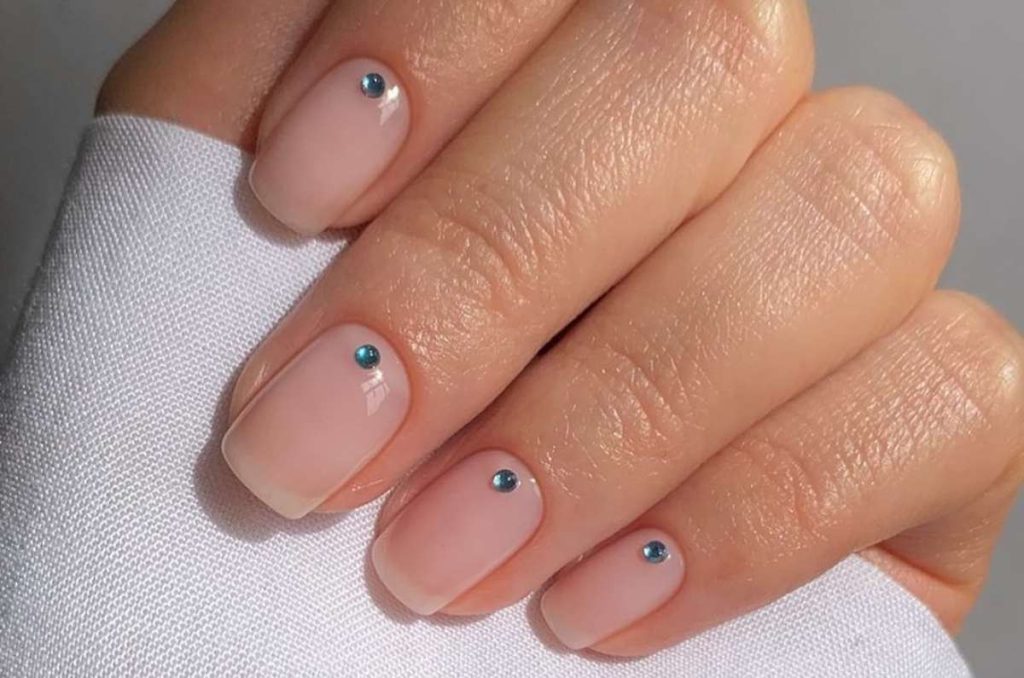 «Clean mani»: la nueva tendencia que tus uñas seguro necesitan 2