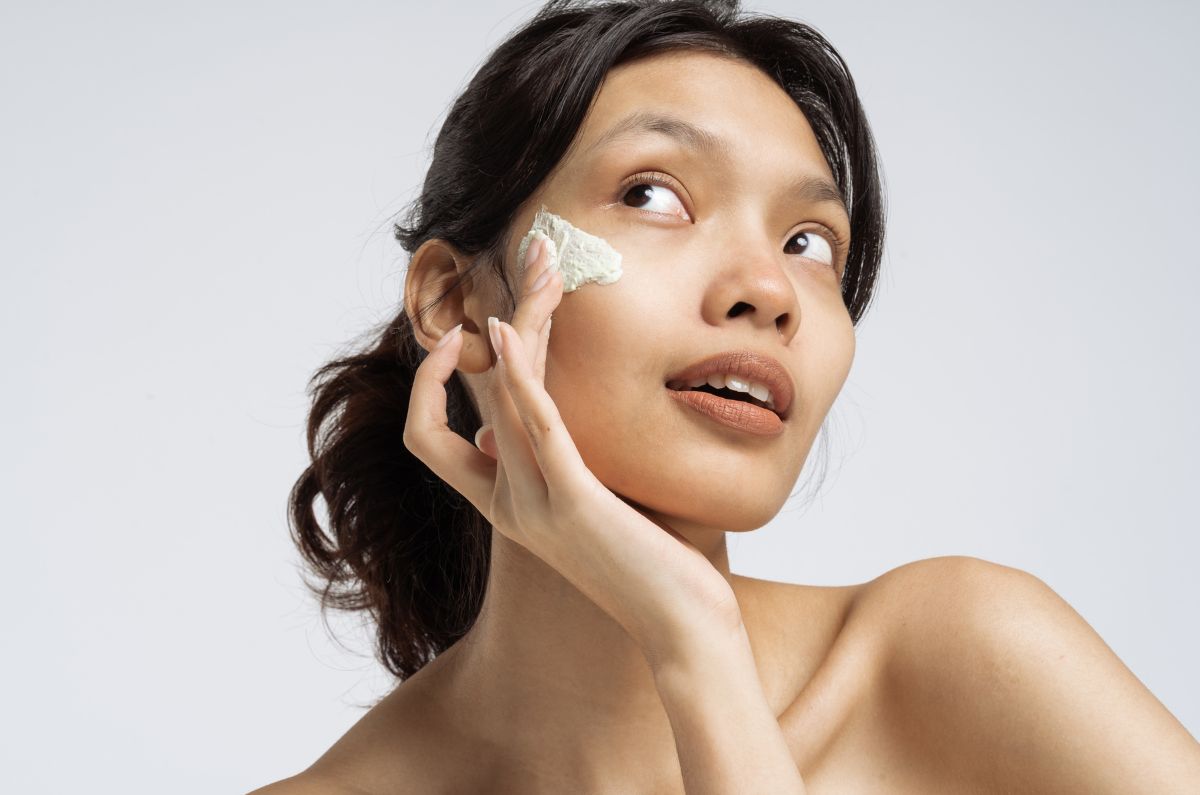 ¿Por qué es importante consultar con tu derma tu rutina de skincare?