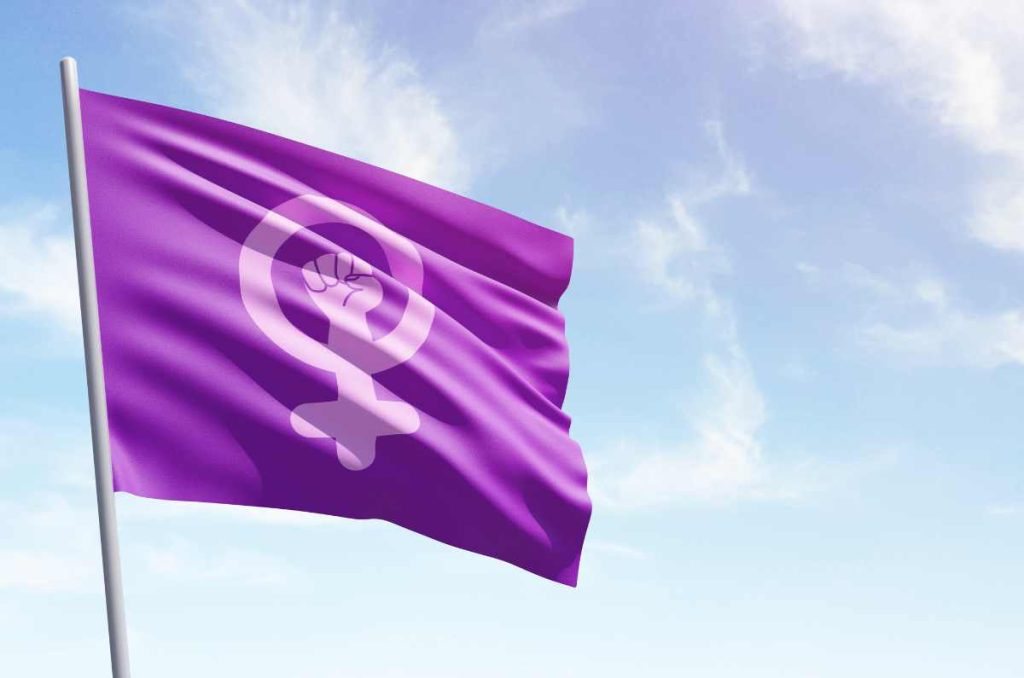 8M: Te explicamos el origen y significado de la bandera feminista 0