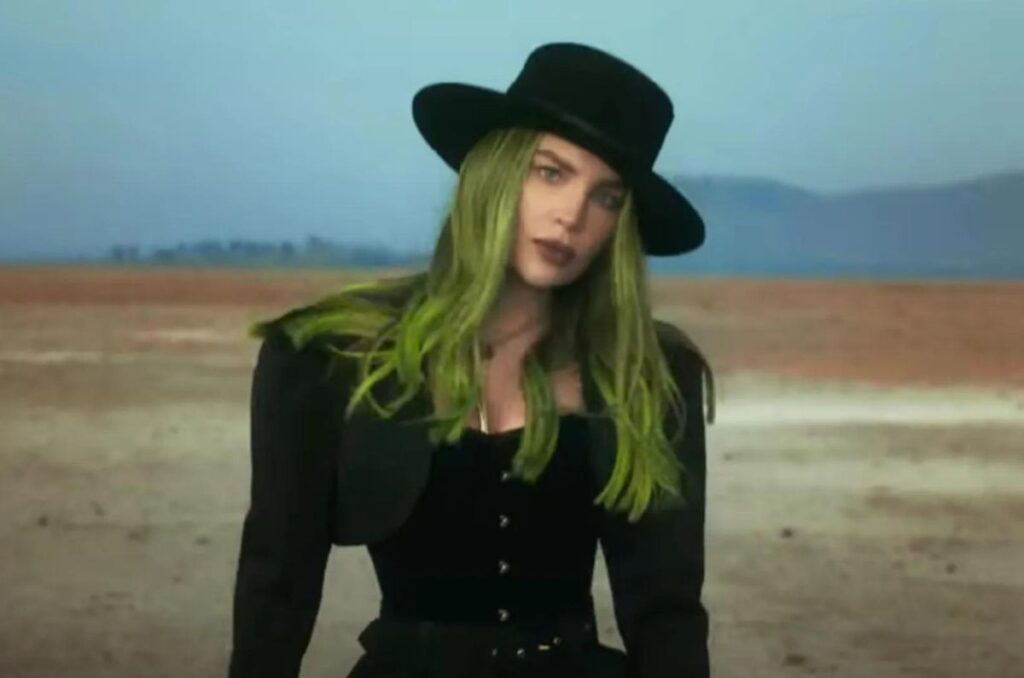 Cómo llevar el cabello verde como Belinda en «Cactus» su nuevo sencillo 0