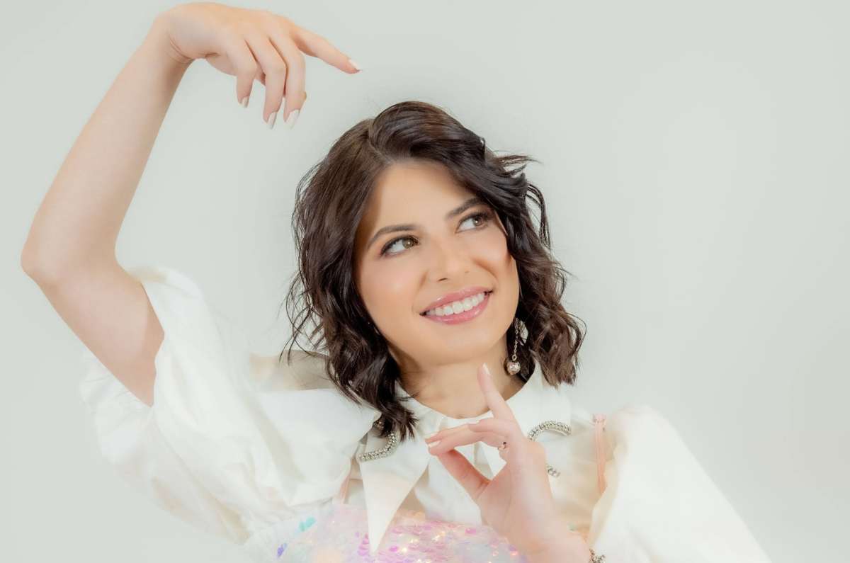 Daniela Aedo de “Carita de Ángel” luce más bella que nunca en portada de revista
