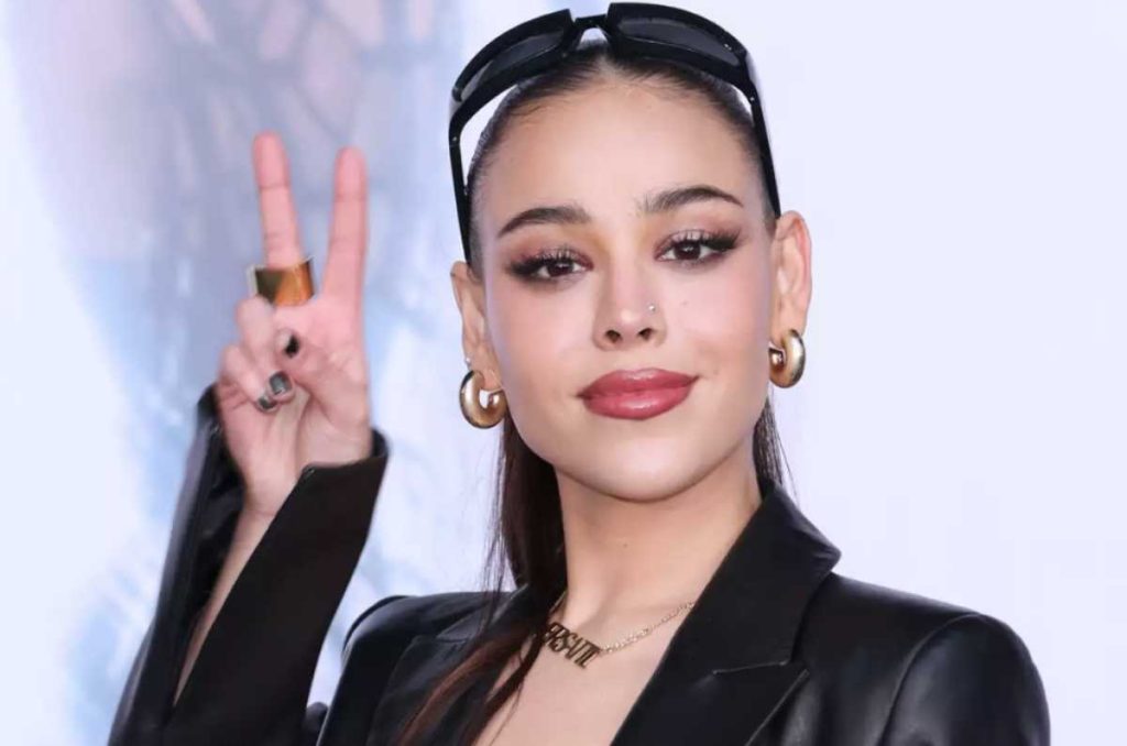 danna paola nombre artistico