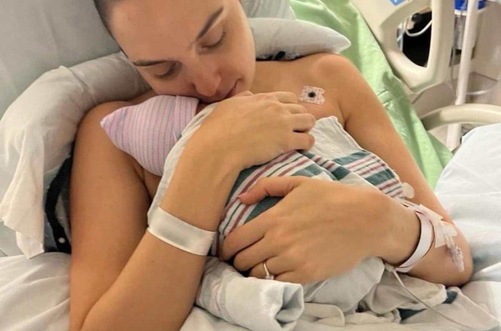 ¡Estaba embarazada! Gal Gadot da la bienvenida a su cuarta hija 0