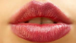 Cómo lograr labios carnosos sin lastimarlos con métodos invasivos 2