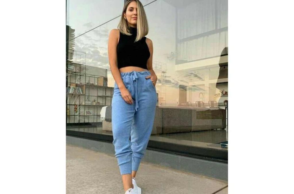 Outfits con pantalones de mezclilla que te harán sentir fresca en primavera 0