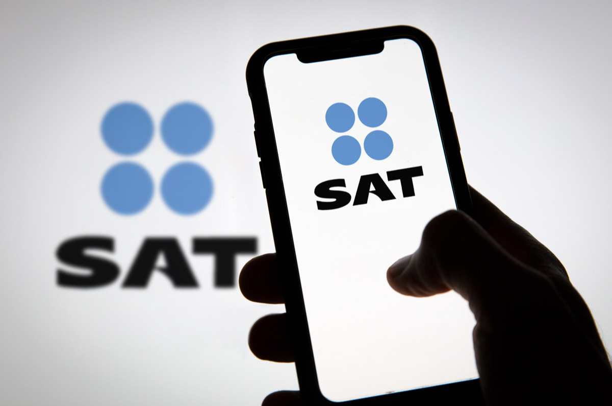 SAT anuncia sus nuevos límites de pago en efectivo para evitar multas