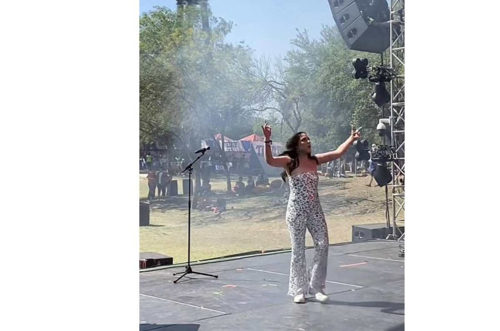 Ella es Andrea Ele, la cantante de «La Voz» que cantó sin público en Pa’l Norte 0