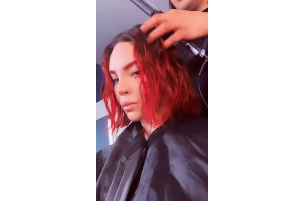 belinda-cabello-rojo