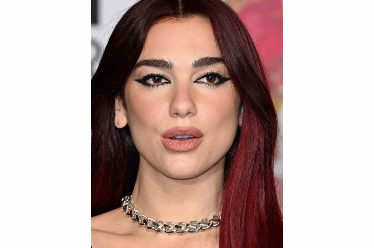 delineado-egipcio-negro