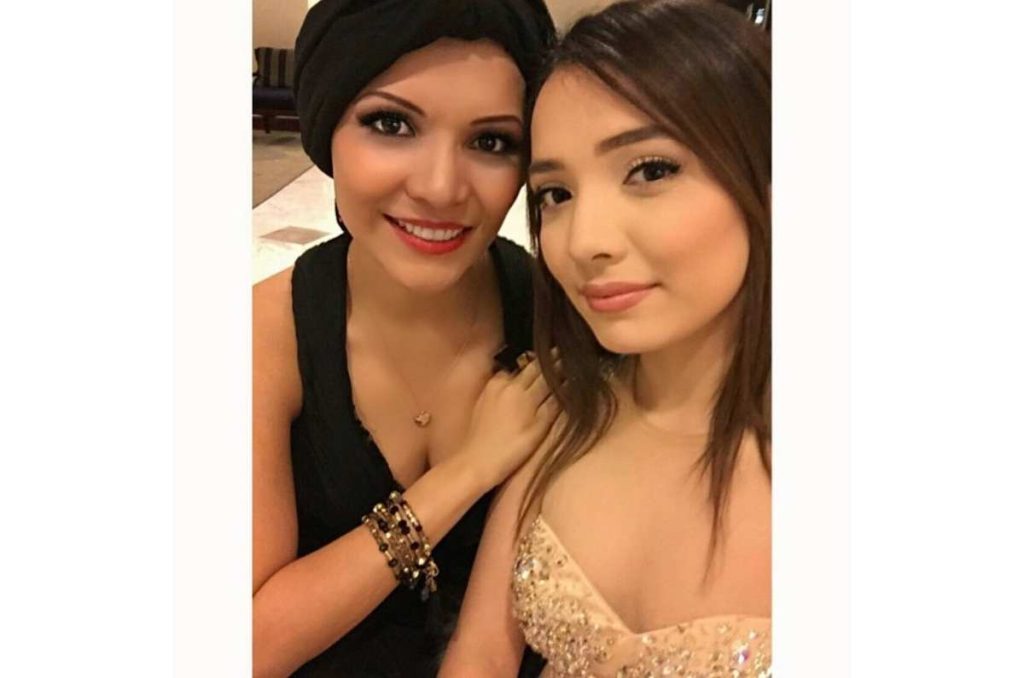 Hija de Karla Luna comparte foto de su mamá cuando era joven y sorprende con su belleza 2