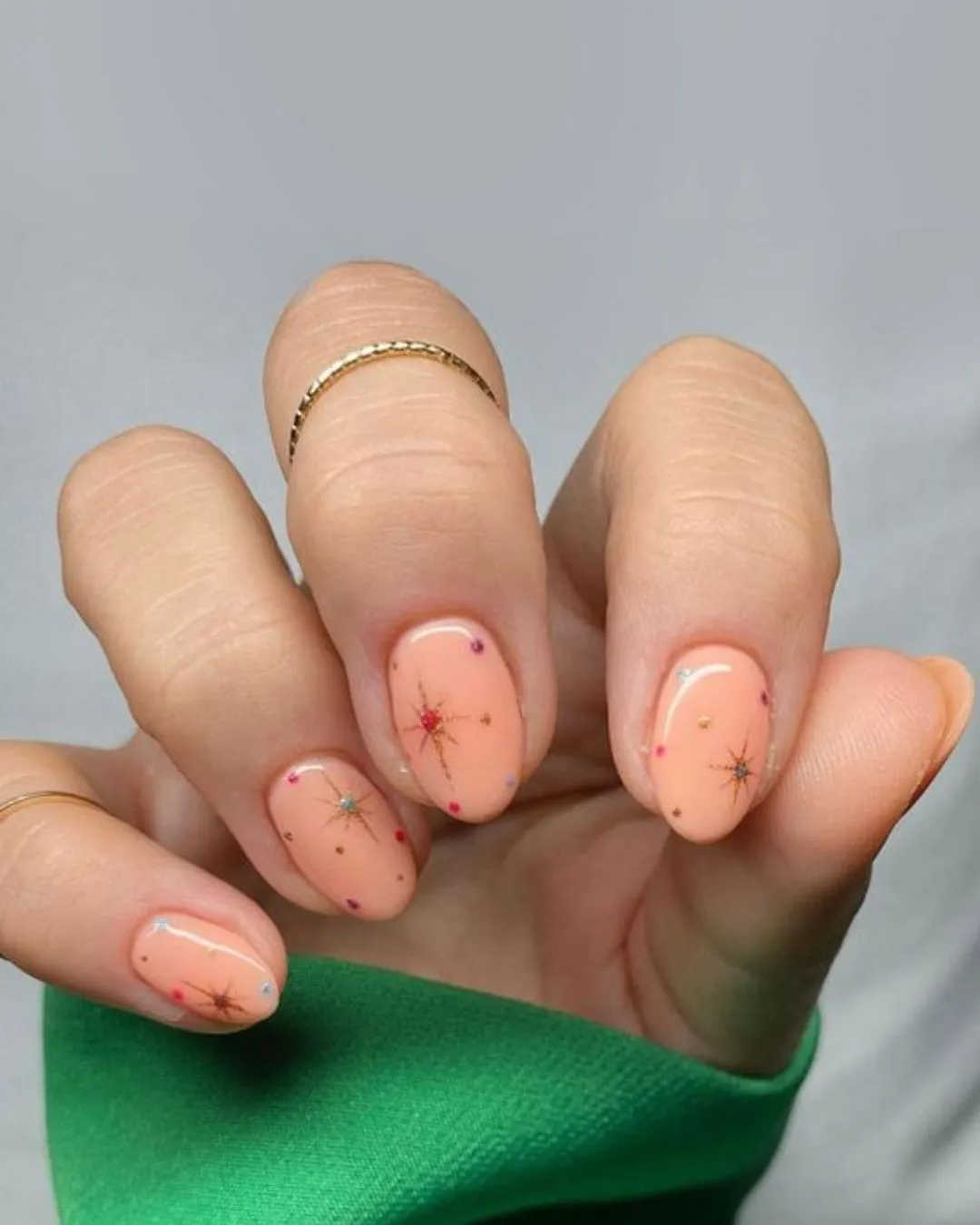 Uñas Peach Fuzz Almendradas
