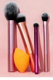 6 ideas de maquillaje para graduación que combinan con cualquier color de vestido 3