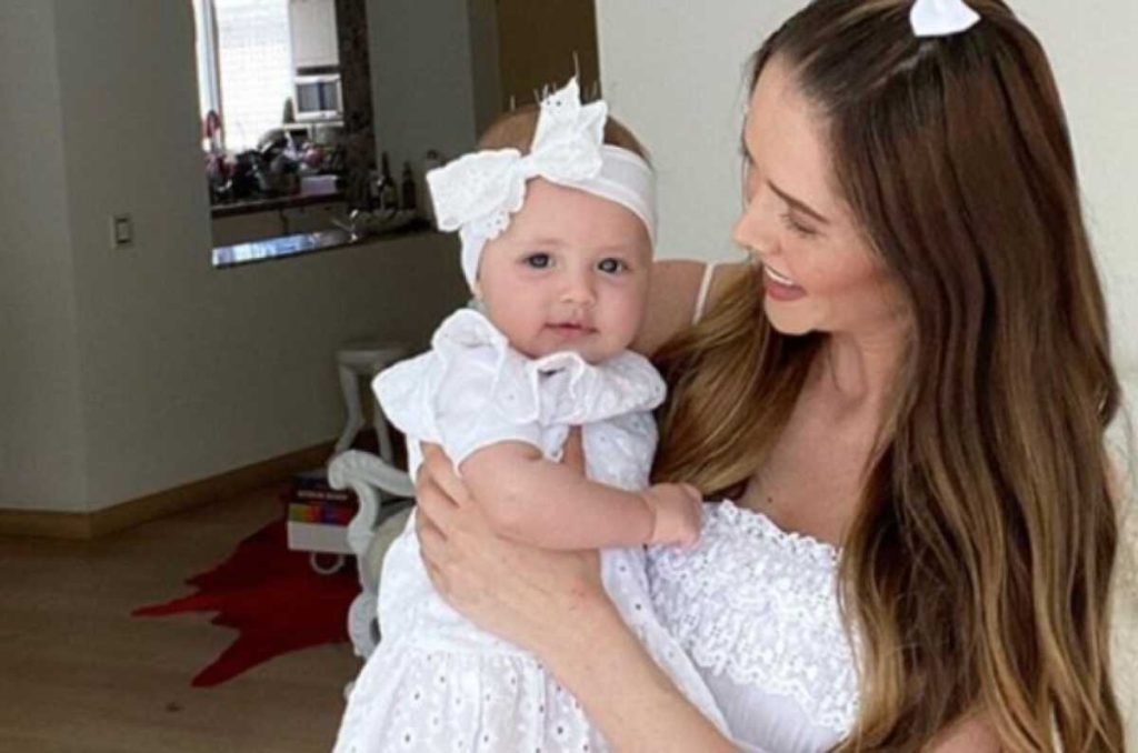 Conoce a la hija de Marlene Favela, ¡es igualita a ella a sus 4 años! 0
