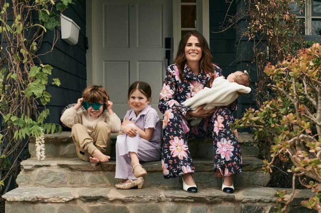 Así lucen los hijos de la actriz Karla Souza, ¡son idénticos a ella! 0