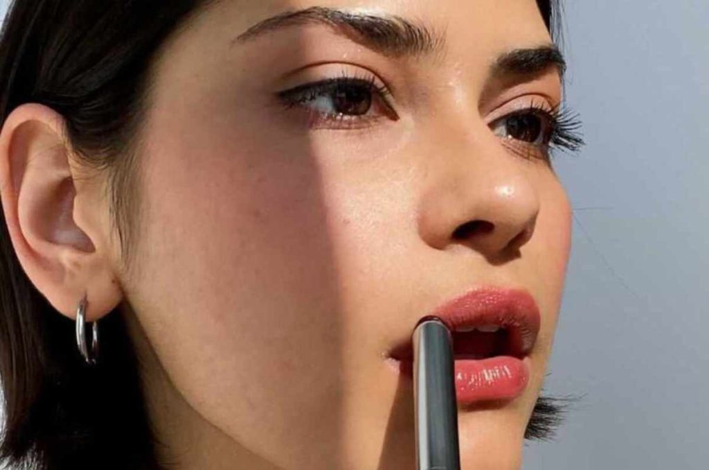 labial clinique viral
