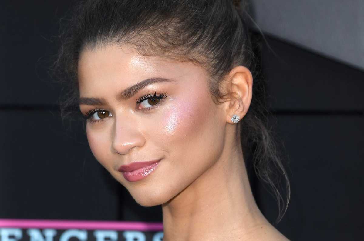 El secreto de Zendaya para siempre lucir una piel tersa de porcelana