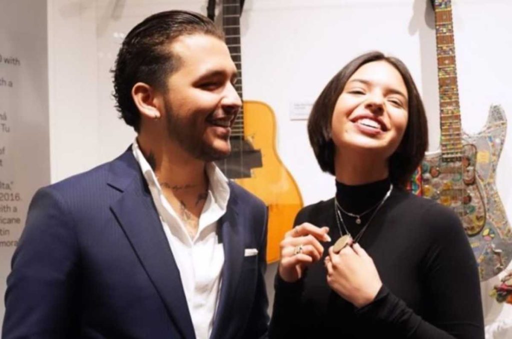 ¡Ángela Aguilar y Christian Nodal confirman su noviazgo! 0