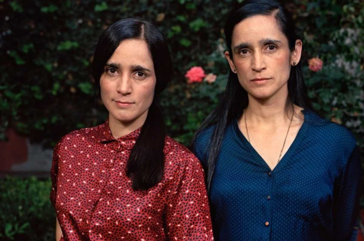 Ella es la GEMELA de Julieta Venegas que no conocías, ¡son igualitas!