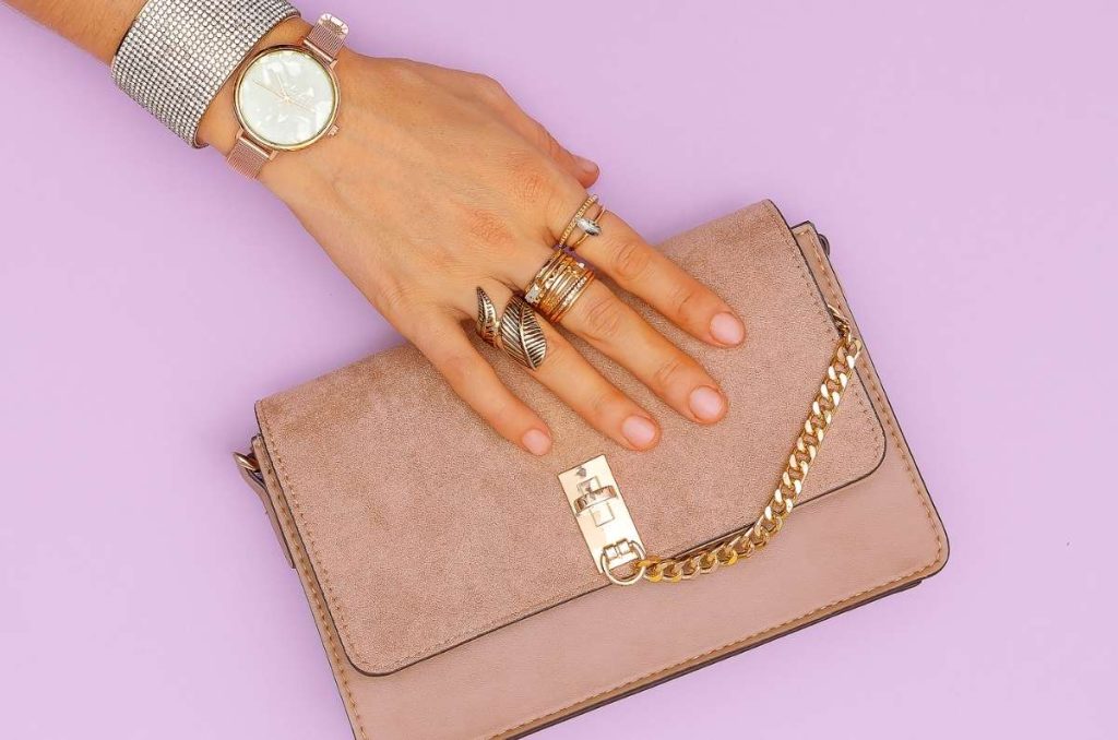 tipos de bolsos para bodas