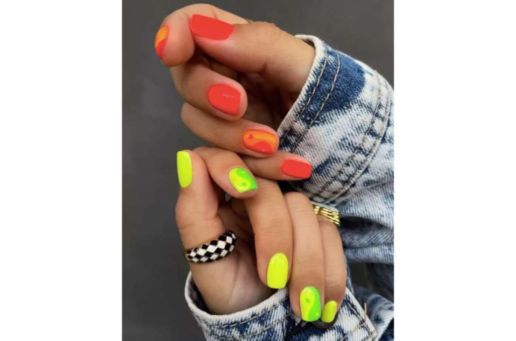 Uñas neón