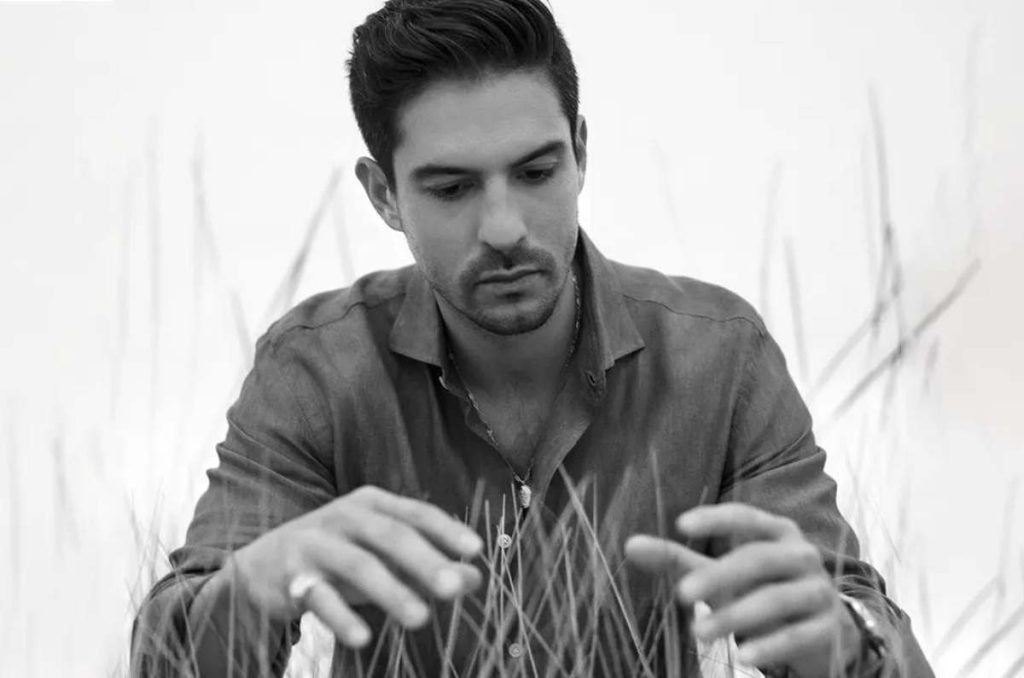 Él es el hijo del Dr. Simi, el guapo y exitoso hombre con el que aseguran sale Irina Baeva 1