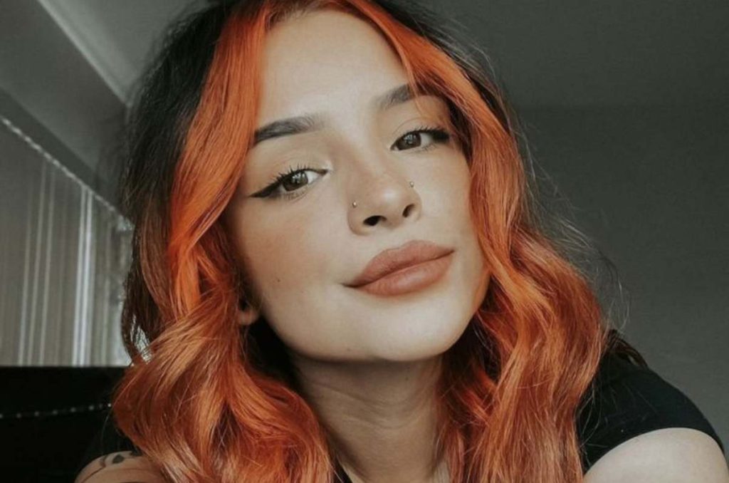 Ilumina y afina tus facciones con la tendencia de cabello ‘Money Piece’ 1