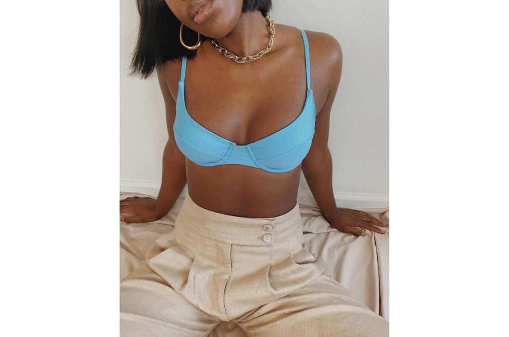 Cómo combinar tus bikinis en looks causales pero arreglados 0