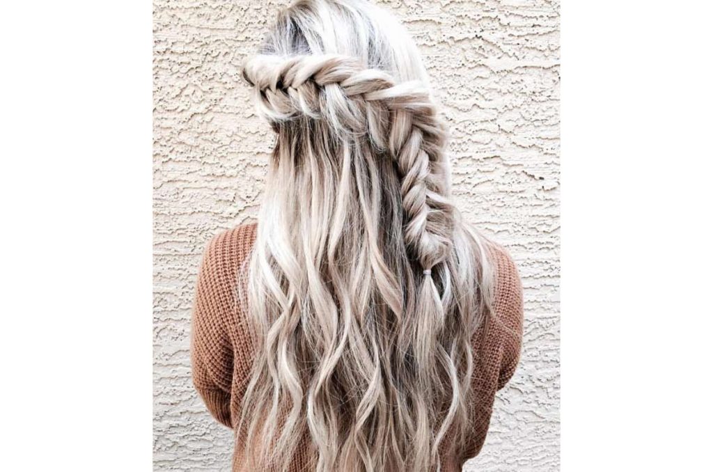5 peinados para lograr más volumen si tienes cabello fino y delgado 1