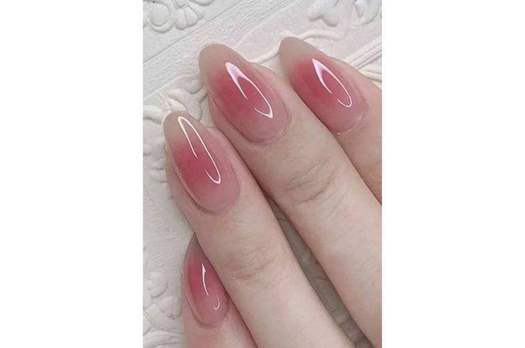 Diseños de uñas aesthetic coreanas que puedes hacer en casa 0