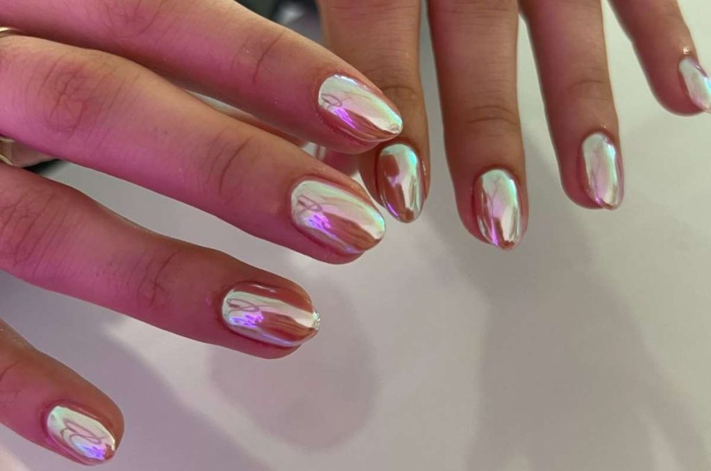uñas perla cromadas ideas