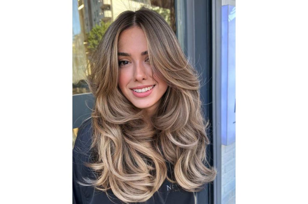 10 formas de llevar balayage perfectas para iluminar y afilar el rostro 2