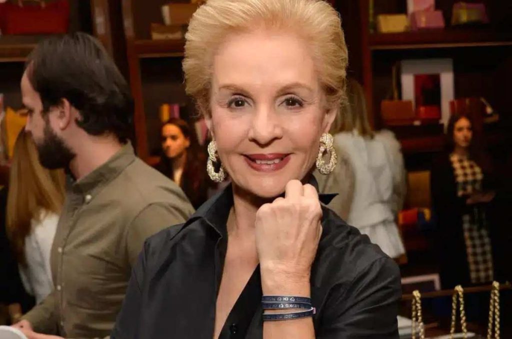 Tonos de labiales que más le favorecen a las mujeres de 40+ según Carolina Herrera 0