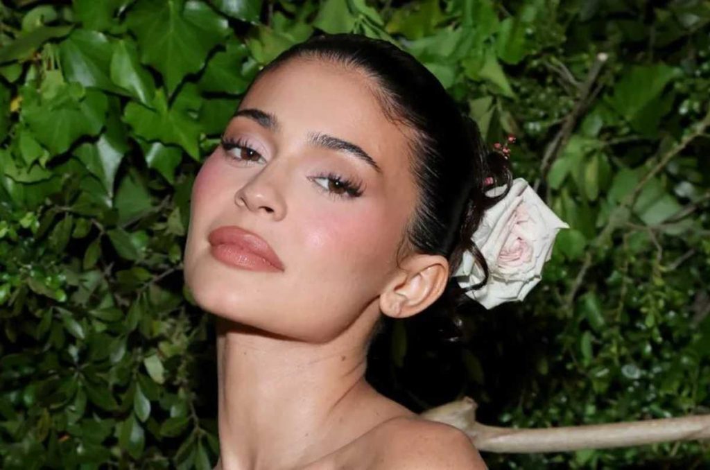 uñas summer garden kylie jenner