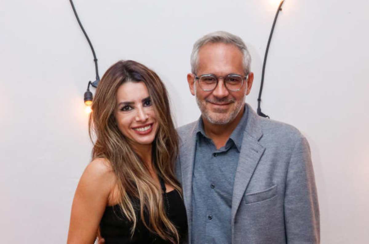 La fuerte y aplaudible reacción de la esposa de Arath de la Torre tras amenazas de Mariana Echeverría