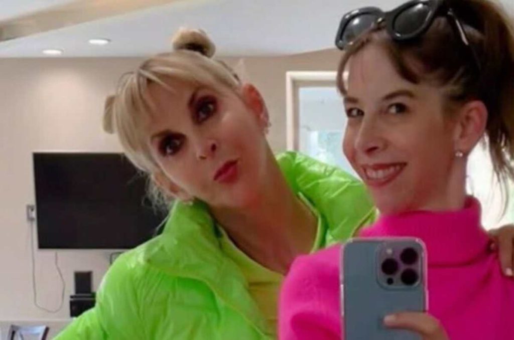 Karla: la hija empresaria de Shanik Berkman inversionista en «Shark Tank México» 1