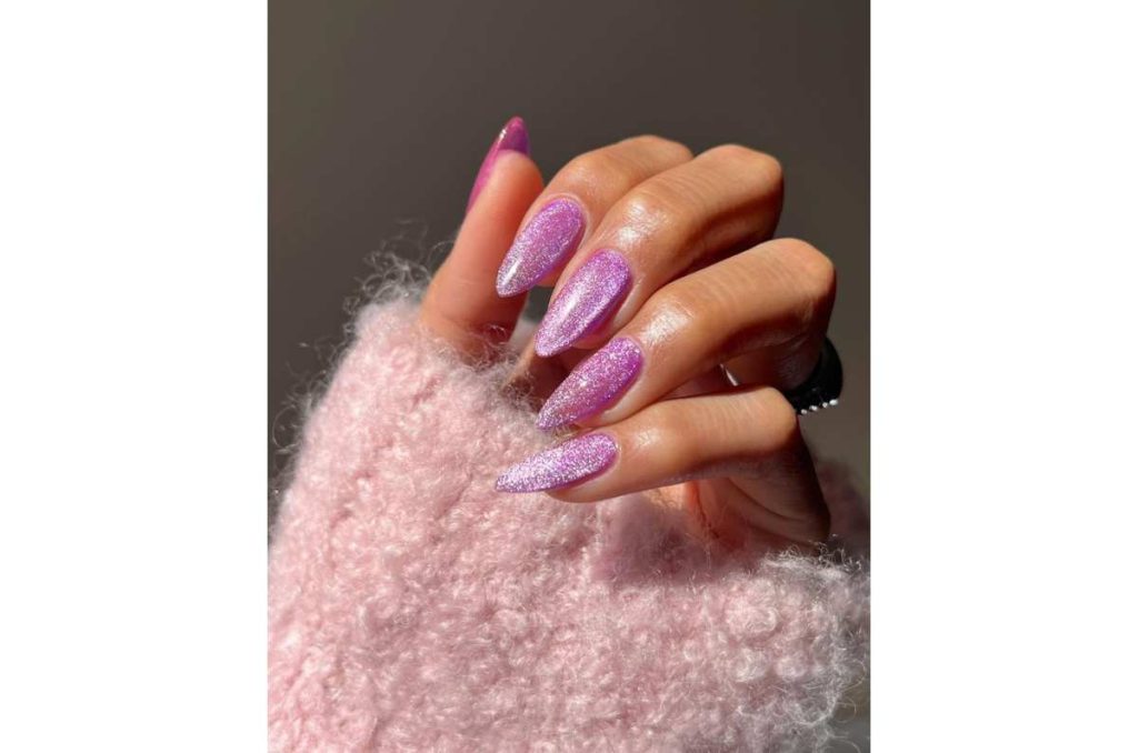 diseño de uñas terciopelo