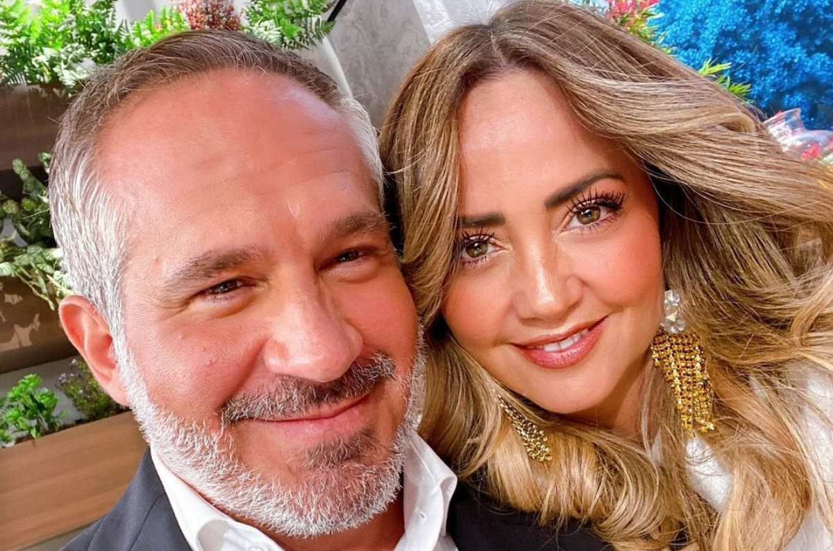 ¿Jaque al Rey?: Andrea Legarreta es aplaudida por su FUERTE mensaje tras salida de Adrián Marcelo de LCDLF