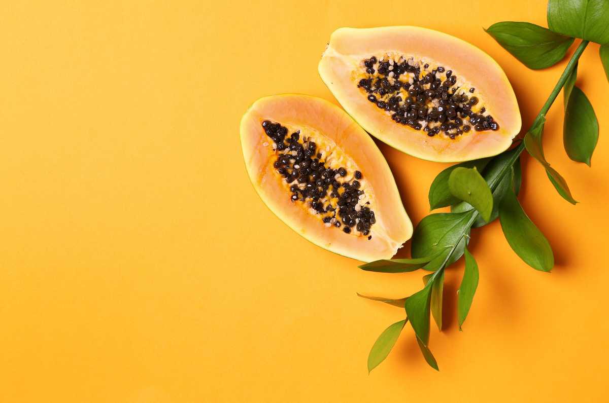Cómo consumir las semillas de la papaya para beneficiar tu salud
