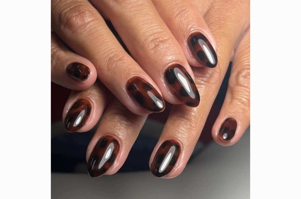 uñas carey clásicas
