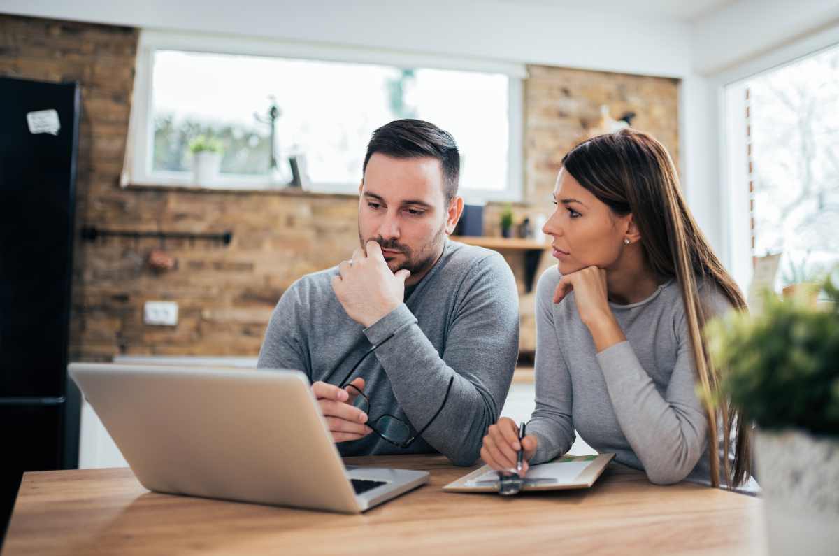 Los peores errores financieros que debes evitar en pareja