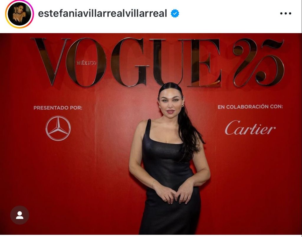 «Celina» de «Rebelde» muestra cómo lucir vestido de vinil si eres curvy 0