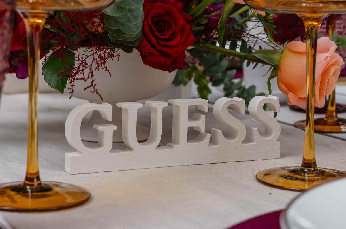 GUESS celebra el lanzamiento de su campaña global otoño 2024 filmada y producida en México