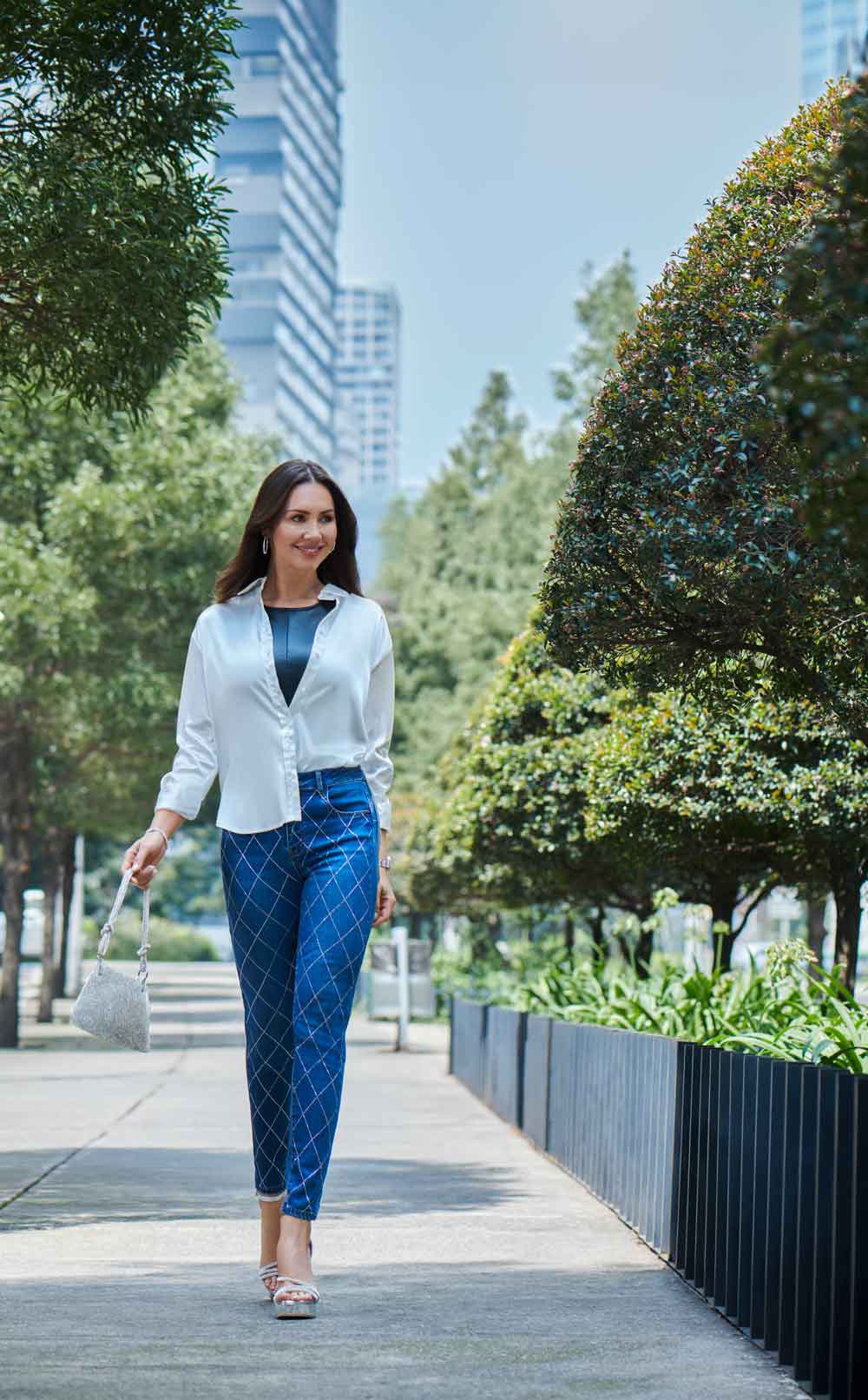 10 outfits que te harán lucir como una “boss girl” este otoño 2024